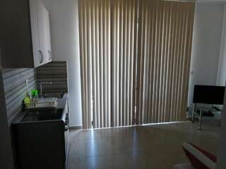 Гостевой дом Vila Ljudmila Добра-Вода-1