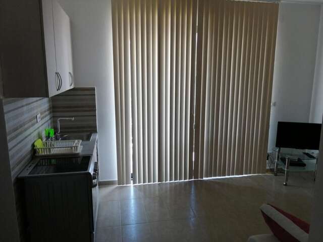 Гостевой дом Vila Ljudmila Добра-Вода-4