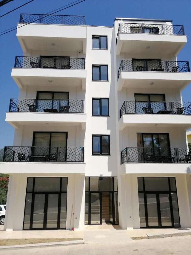 Гостевой дом Vila Ljudmila Добра-Вода-5